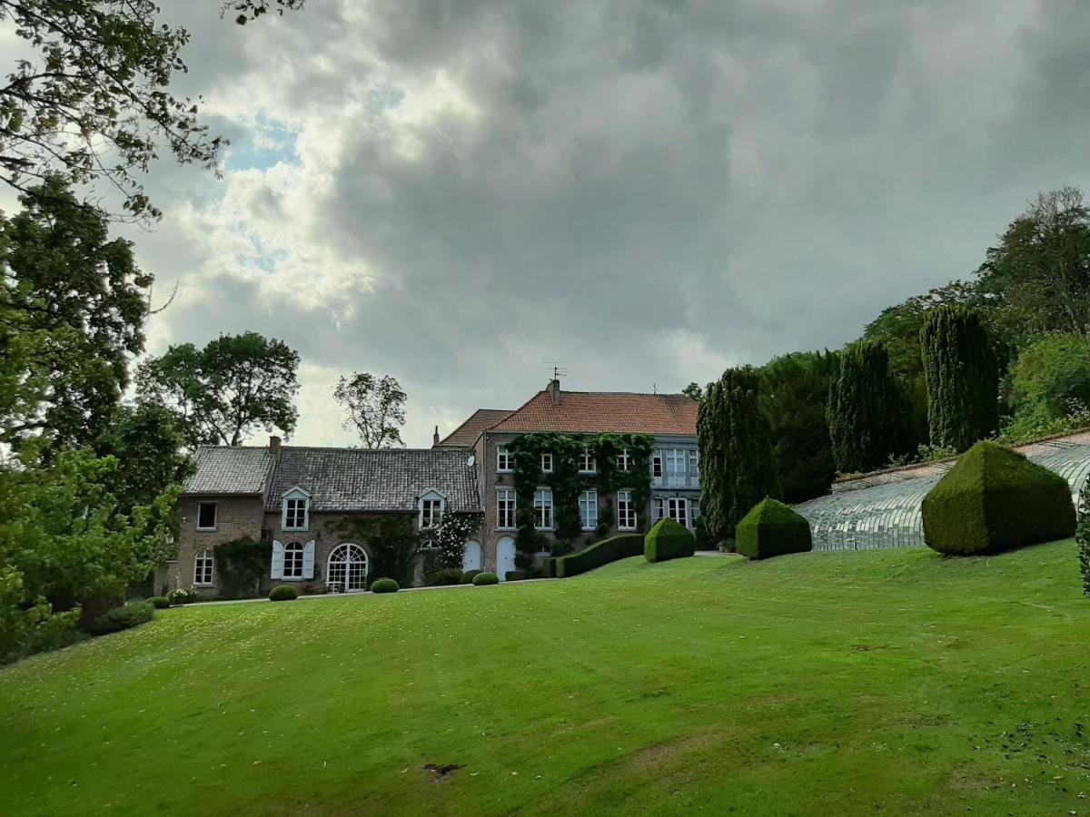 Le Bocage Fleuri Bed and Breakfast Mons Exteriör bild